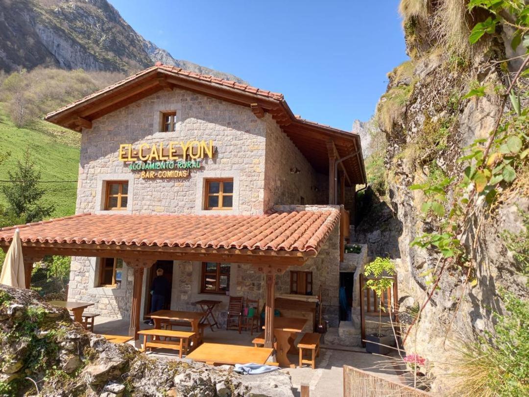 El Caleyon Bed & Breakfast บุลเนส ภายนอก รูปภาพ