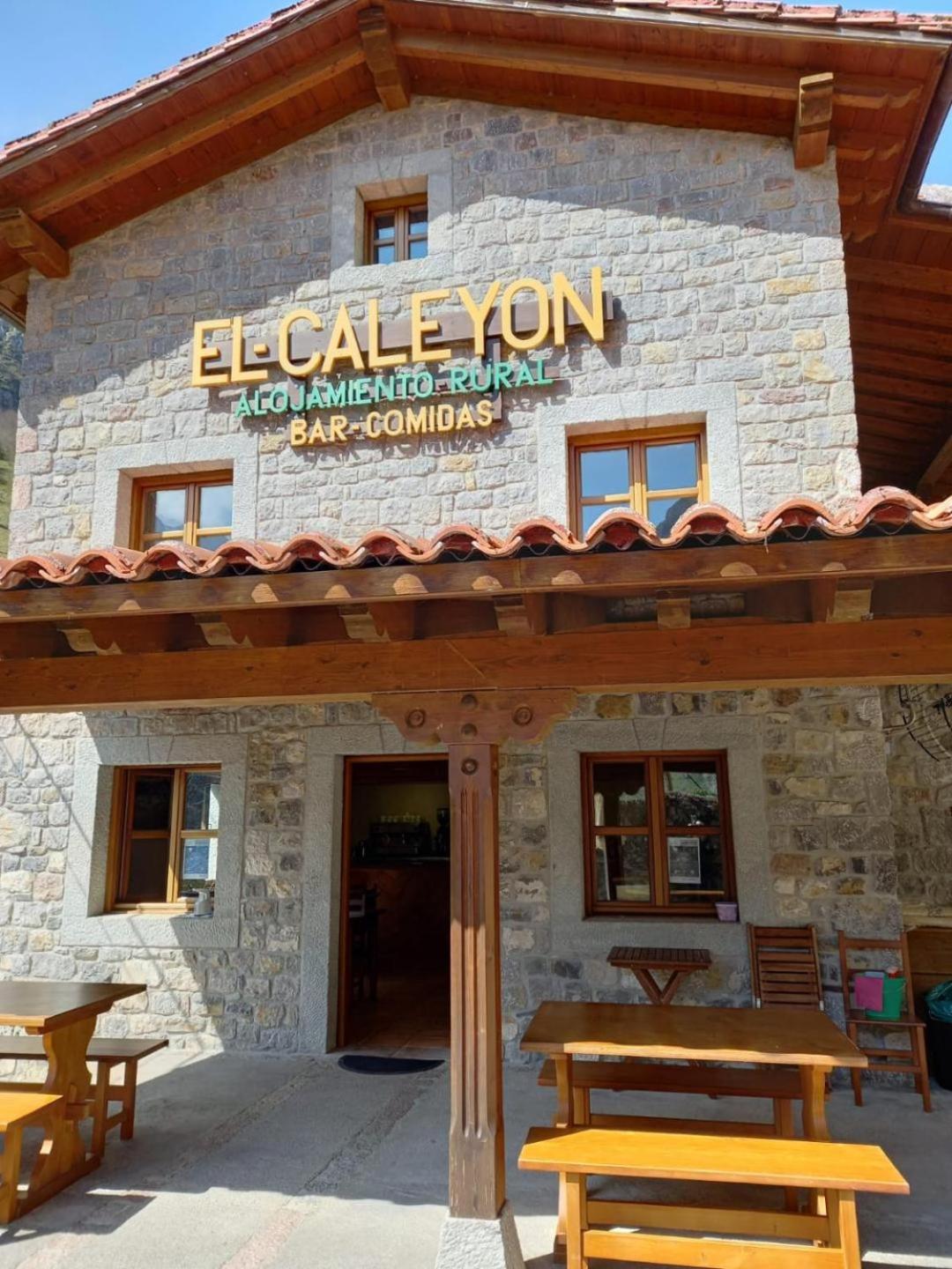 El Caleyon Bed & Breakfast บุลเนส ภายนอก รูปภาพ